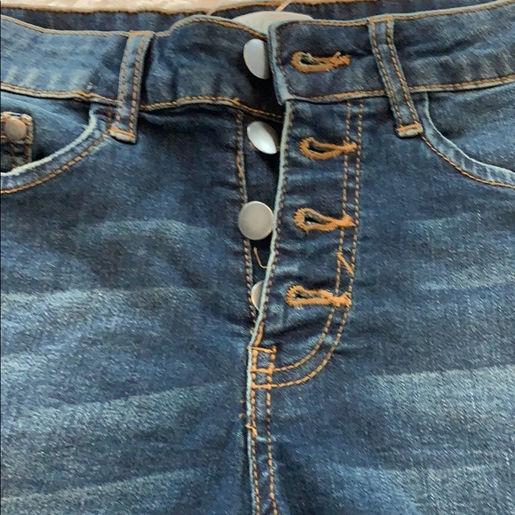 NWT Abound button fly shorts - Picture 2 of 4